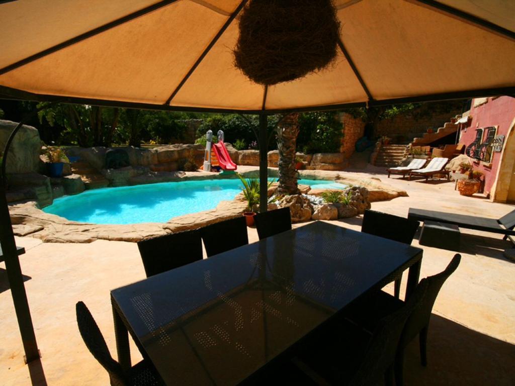 The Red Farm Relais & Spa Iklin Exterior photo